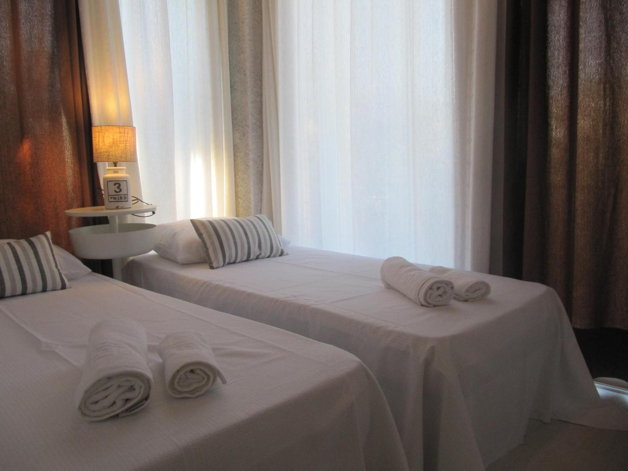Jasmine Apartments Еретрия Екстериор снимка